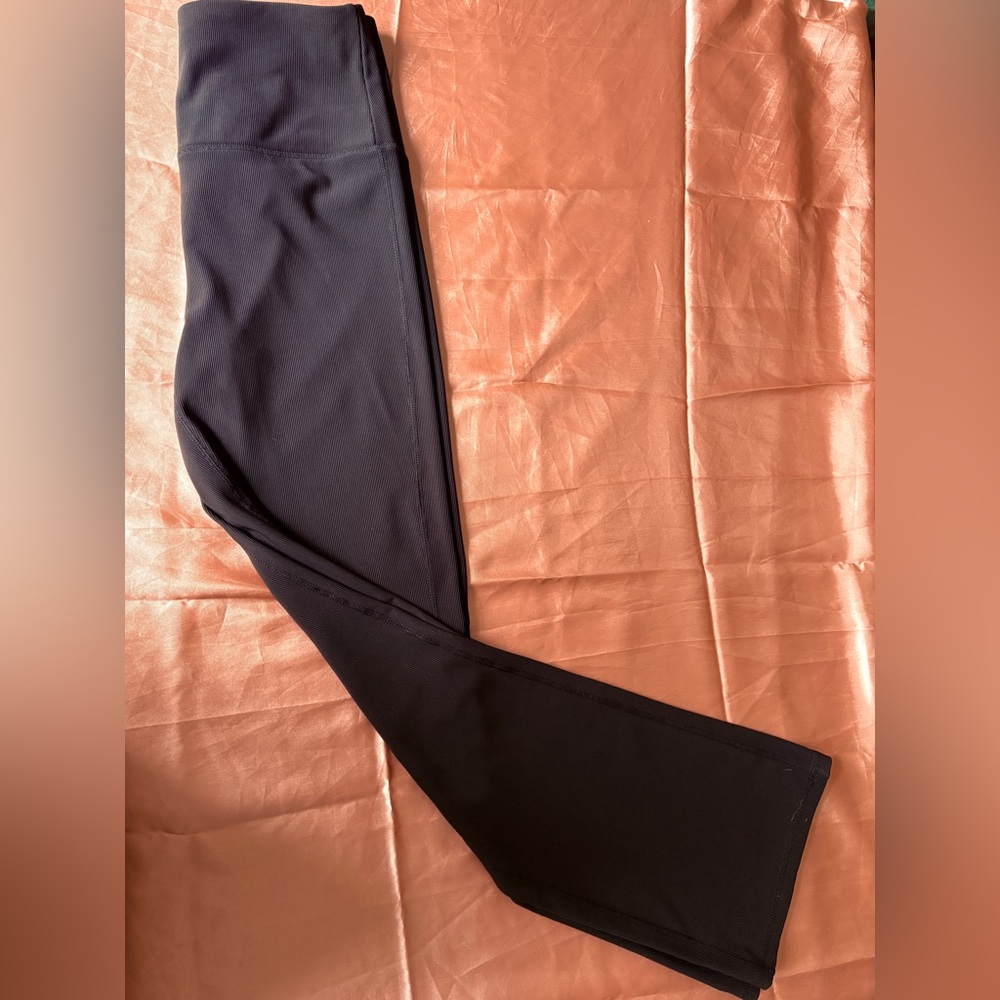VOGO Athletica Ribbed Black Leggings